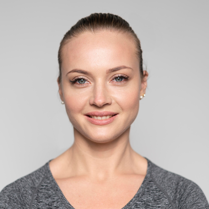 <em>Ava R., Chicago, IL</em>